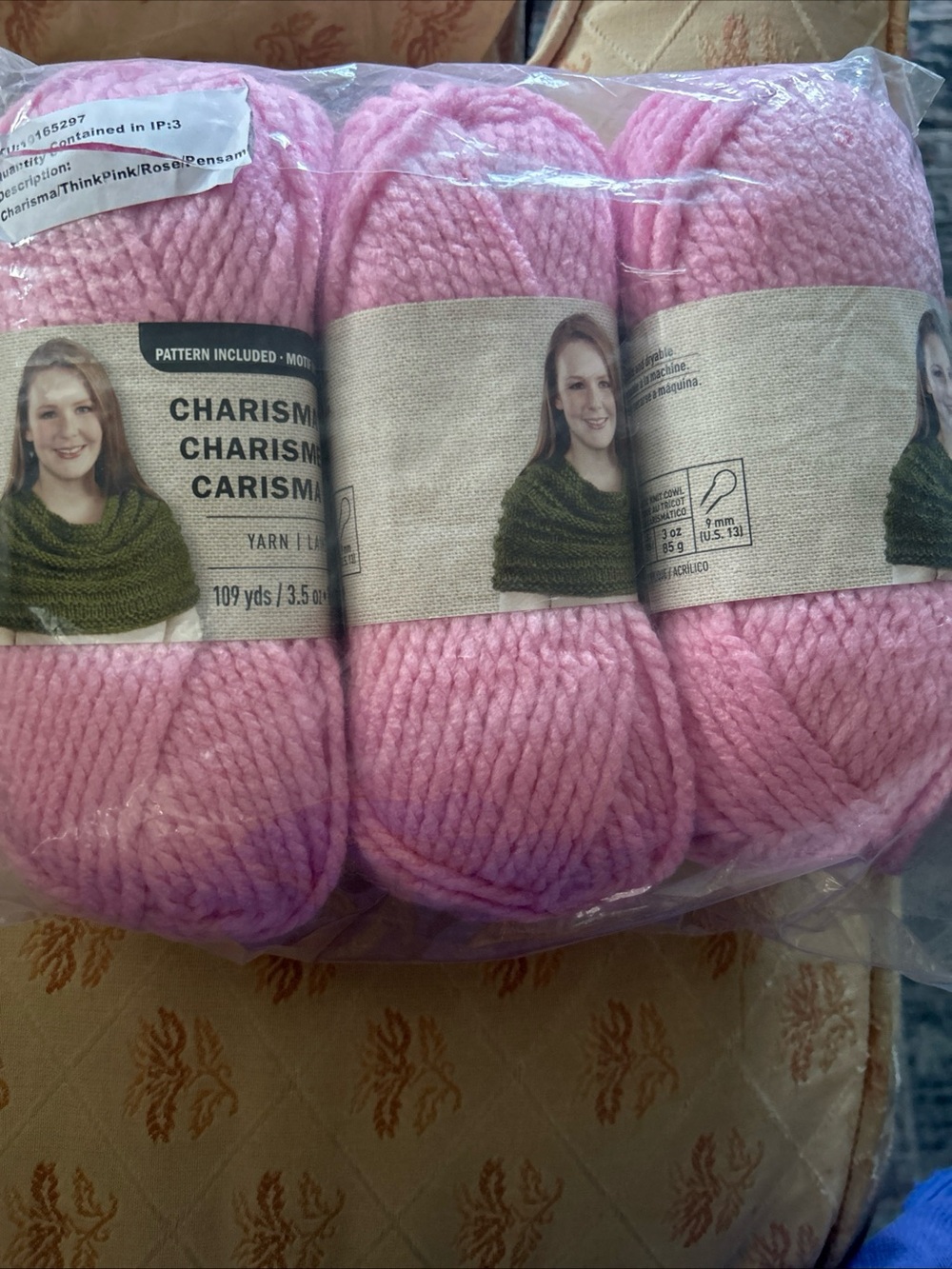 Charisma Light Pink Chunky Yarn - 3 Skeins